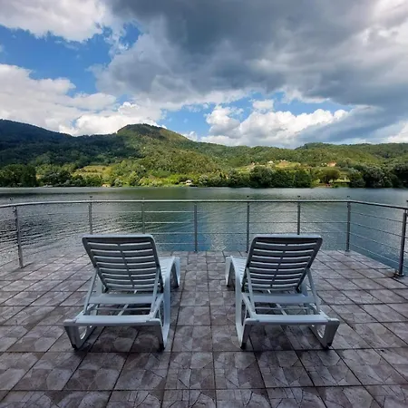 Lake Cottage * Zelinje